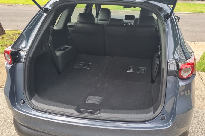 Mazda CX-8 2021 Boot space