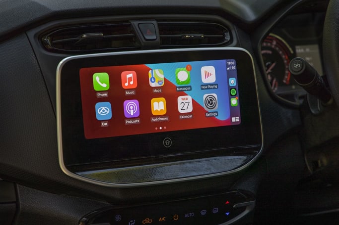 LDV T60 получает Apple CarPlay и Android Auto. (Изображение: Глен Салливан)