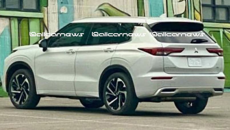 2022-Mitsubishi-Outlander-SUV-white-Allcarnews-1001x565-2.jpg