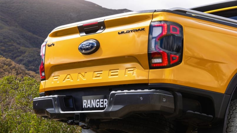 The step box on the rear side bumper is offered on several Ranger variants. 