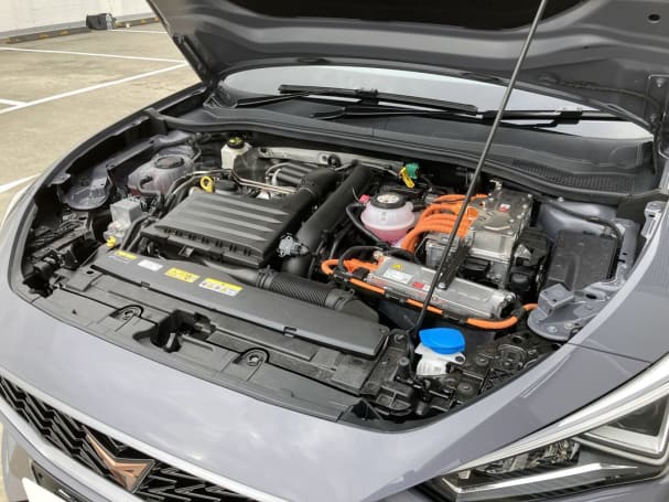 Cupra store leon phev