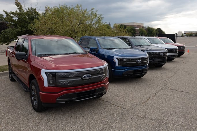 Ford F-150 Lightning electric car 2023 review: Ford's big EV ute is a  future-focused pick-up!