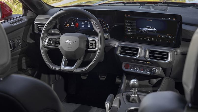 2023-Ford-Mustang-1001x565%20%289%29.jpg