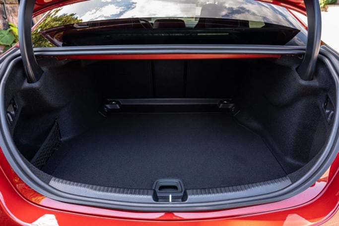 Mercedes-AMG C43 Boot space