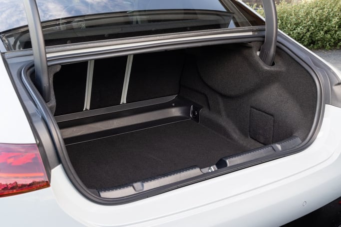Mercedes-Benz EQE 2023 Boot space