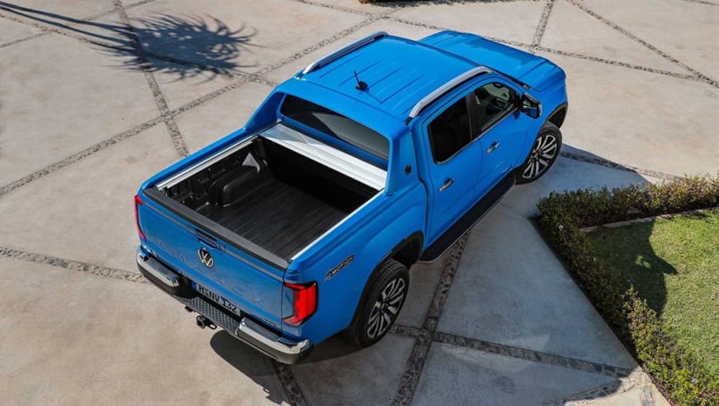 Volkswagen has announced plans to introduce an all-electric version of its Amarok ute.