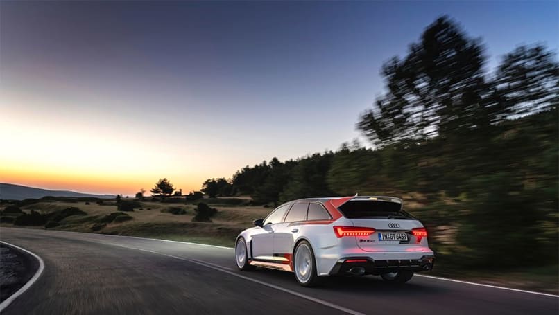 총 660대의 RS6 Avant GT가 전 세계 소비를 위해 생산될 예정이며, 일부는 호주용으로 할당될 예정입니다.