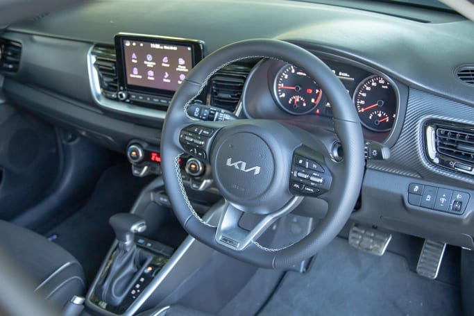 Kia Stonic Interior Images & Photos - See the Inside of the Latest