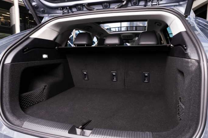 MG HS Boot space