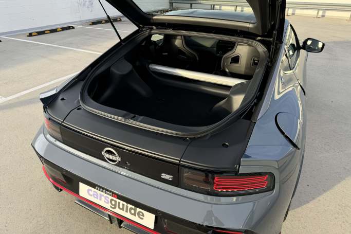Nissan Z Boot space