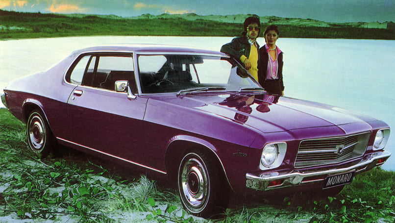 Le HQ Monaro a été introduit en 1971 avec une gamme d'options à six cylindres et V8.