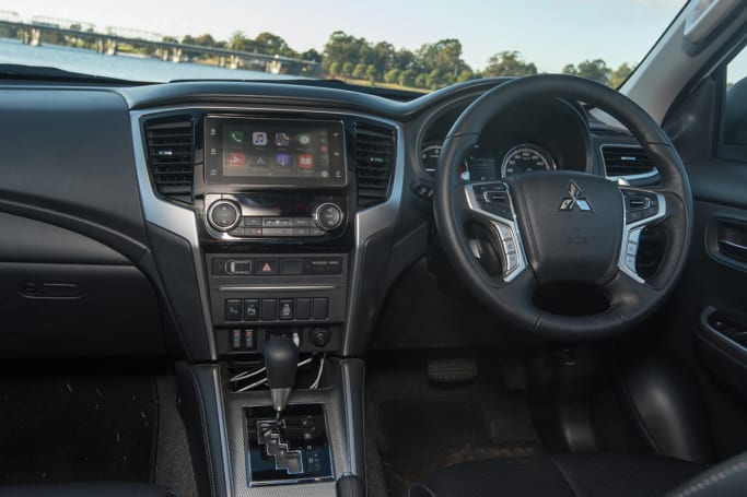 Mitsubishi triton cheap interior accessories
