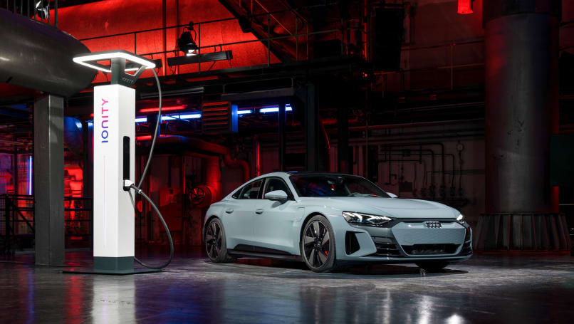 Audi e deals tron gt charging