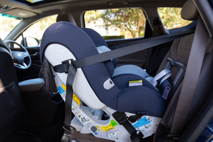 Forward Facing Car Seat Age When Can Babies Face Carsguide - How To Install Forward Facing Car Seat Australia