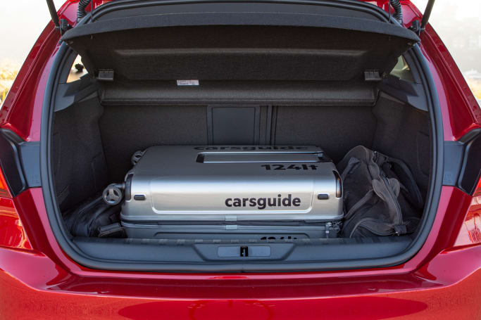 Peugeot 308 Boot space