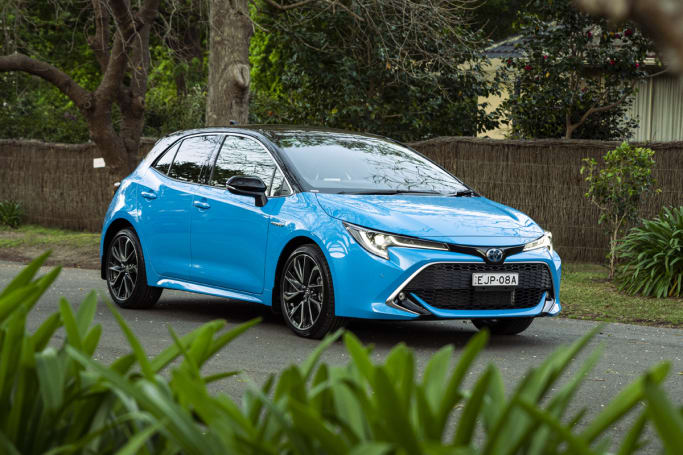 Toyota hatchback hybrid deals 2021