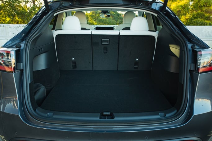 Tesla Model Y 2022 Boot space