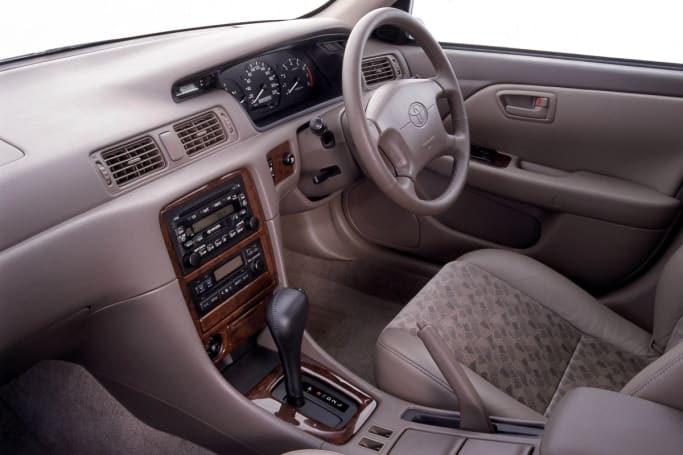 Toyota camry 1997 clearance interior