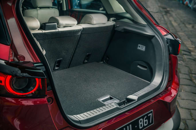 Mazda CX-3 2019 Boot space