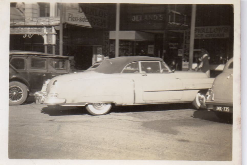 In the main street of Ballarat around 1952. (image credit: Survivor Car Australia magazine)