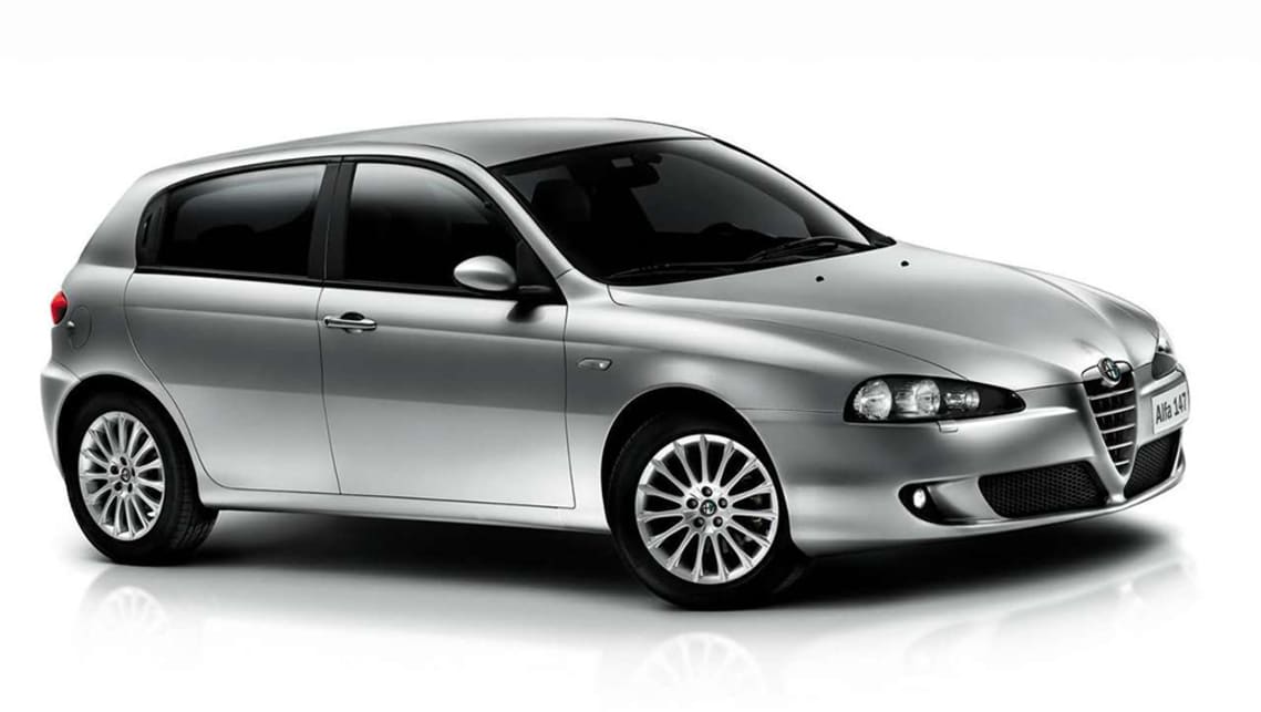 Alfa Romeo 147 –