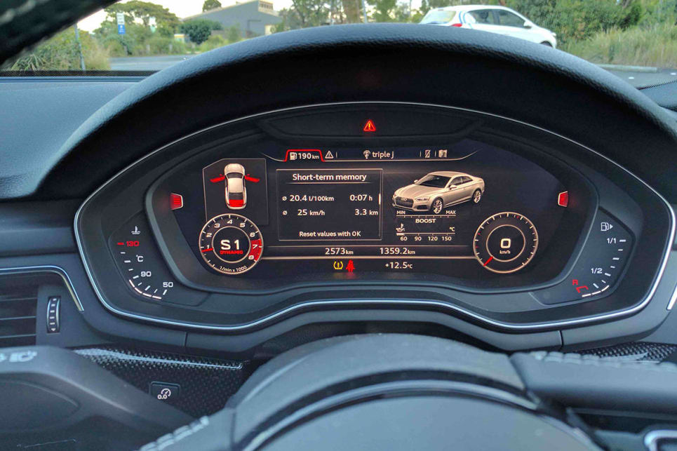 Audi's 'Virtual Cockpit' takes front and centre stage. (Image credit: Dan Pugh)
