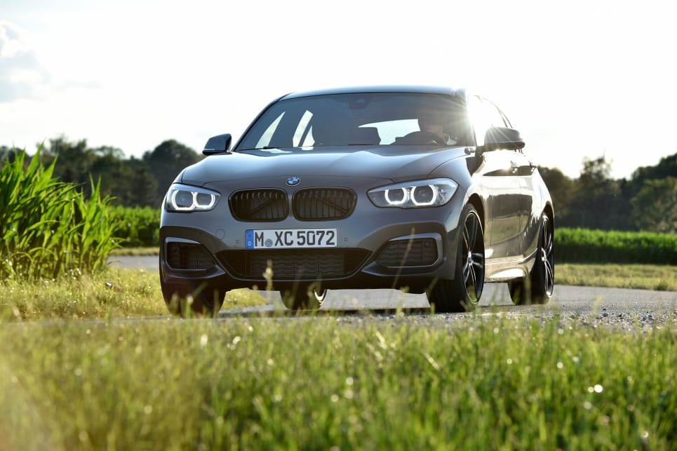  Instantánea de revisión del BMW M1 0i