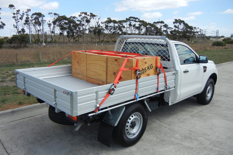 The single cab cab-chassis is fitted with an aluminium tray manufactured by an outside supplier. (XL Hi-Rider model shown)