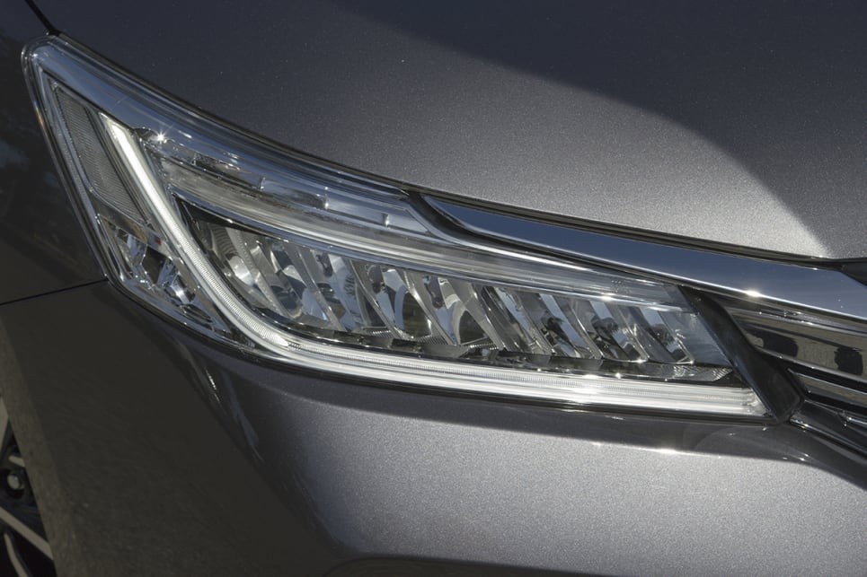 The headlights look great up close, with each unit looking like a set of teeth has been installed, giving the impression of a grille when illuminated.