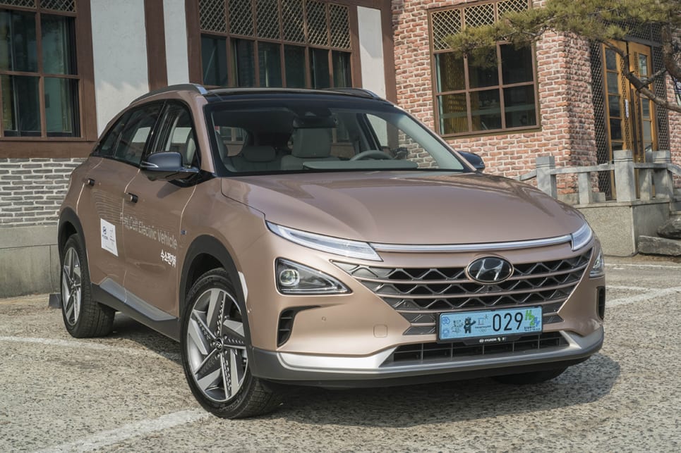 The Hyundai Nexo 2018 model is a hydrogen fuel-cell SUV that will change the way you think about the future of mobility.