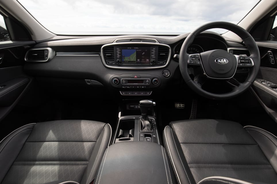 2018 Kia Sorento GT-Line: interior