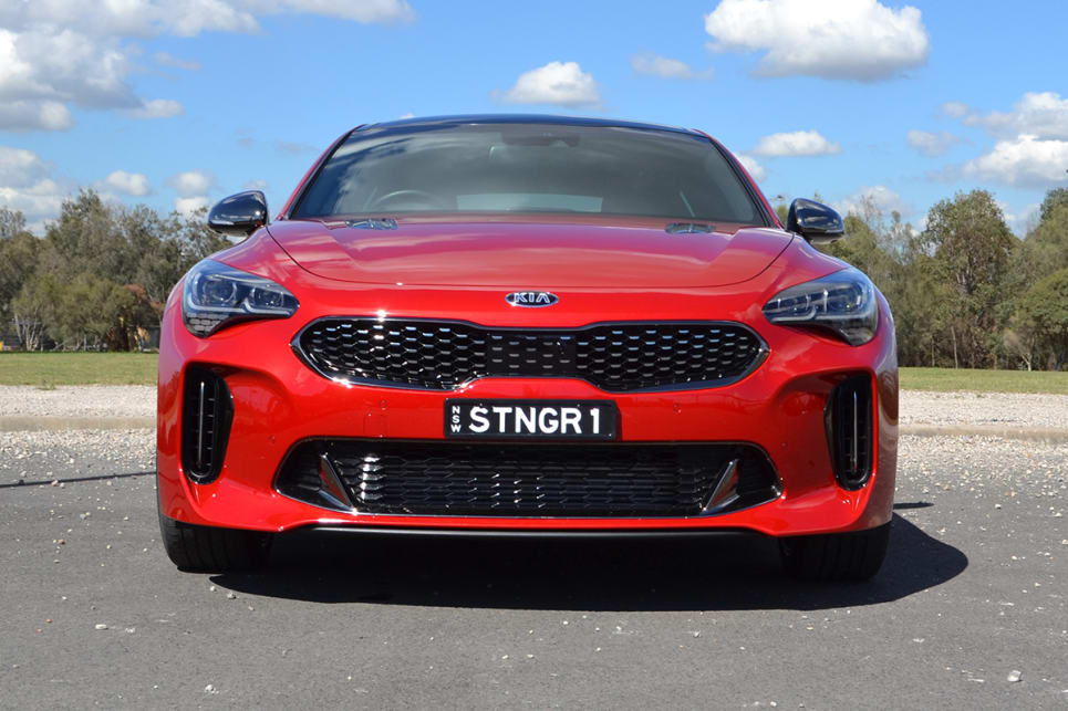 At 4830mm long, 1870mm wide and 1400mm tall, the Stinger GT is 31mm shorter than the Superb.