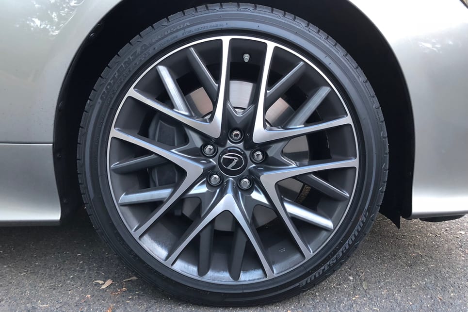 Entry-level Luxury cars arrive with 18-inch alloy wheels, and F Sport cars get bigger 19-inch alloys. (image: Andrew Chesterton)