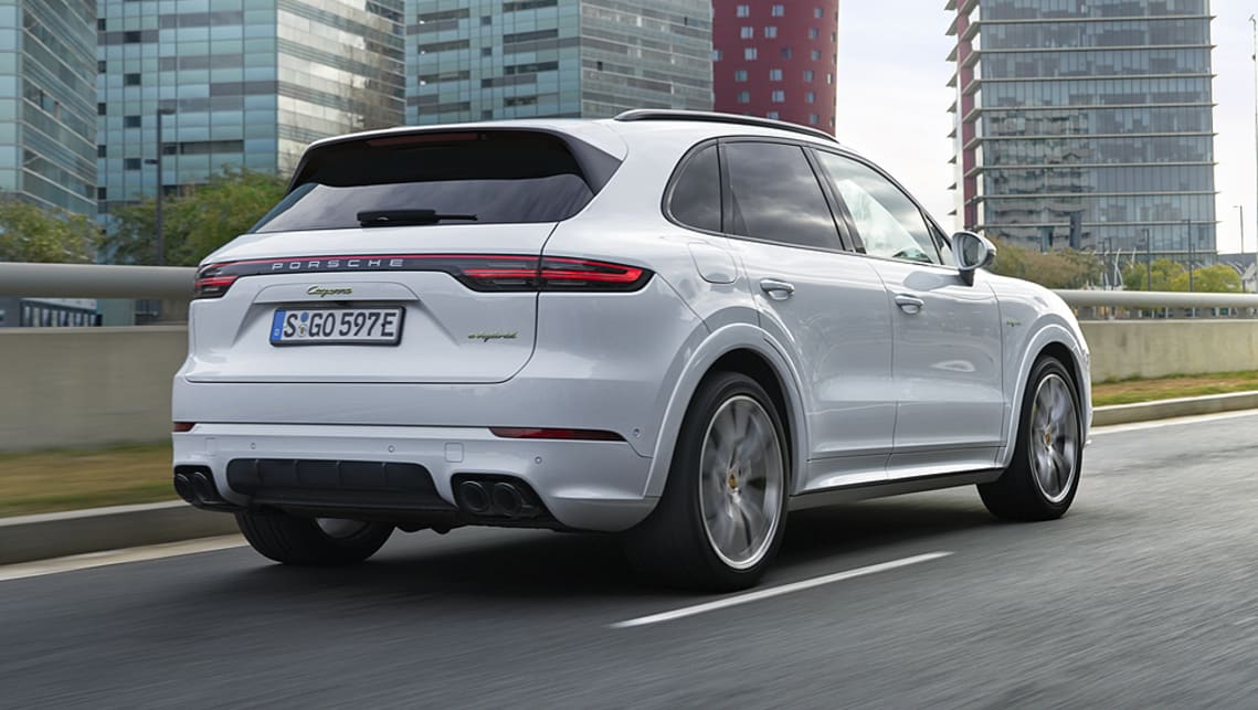 Porsche claims the Cayenne E-Hybrid “offers the same sports car driving dynamics as all models of the new Cayenne generation”.