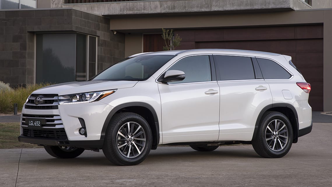 Car toyota kluger