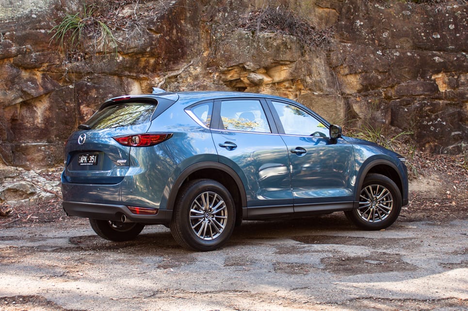 This particular colour, Deep Crystal Blue, does a lot of favours for the CX-5.