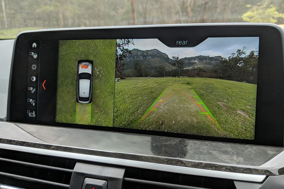 The X4 has a 10.25-inch touchscreen with access to sat nav (standard) and Apple CarPlay (a $623 option).