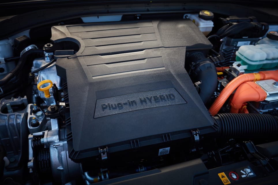 The Ioniq Hybrid and Plug-In Hybrid feature Hyundai’s 77kW/147Nm 1.6-litre petrol engine.