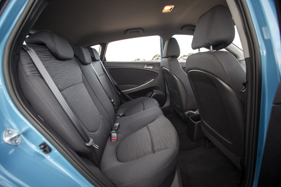 2019 hyundai deals accent se interior