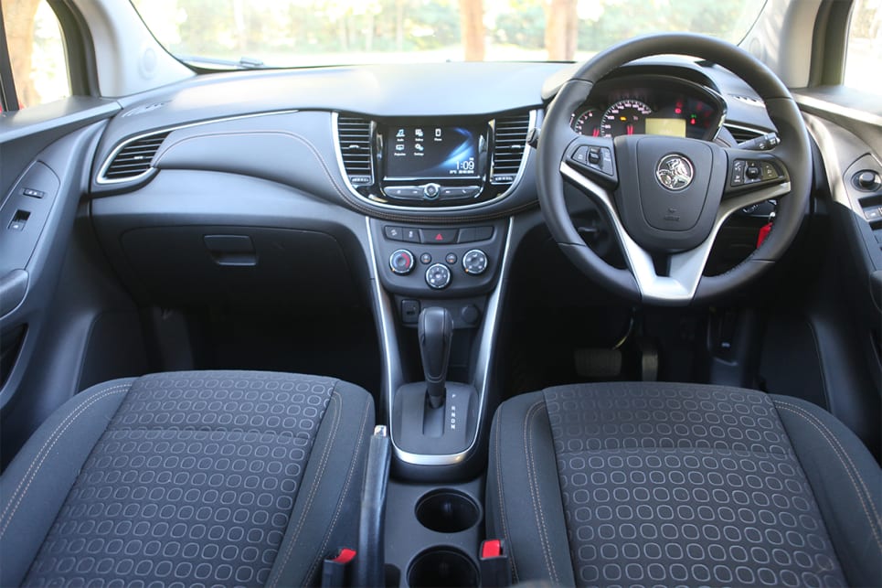 The LS comes with a 7.0-inch colour touchscreen and Holden’s MyLink multimedia system.