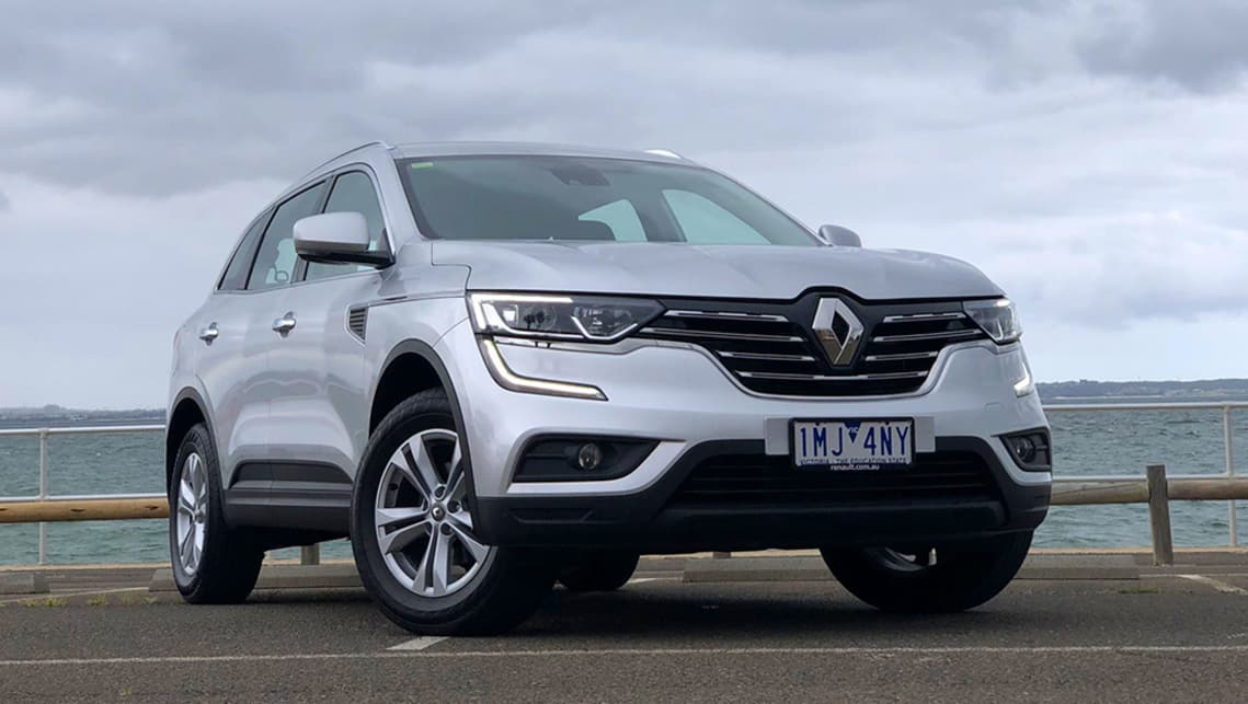 https://carsguide-res.cloudinary.com/image/upload/f_auto,fl_lossy,q_auto,t_cg_hero_large/v1/editorial/2019-renault-koleos-life-suv-silver-peter-anderson-1001x565-%281%29.jpg
