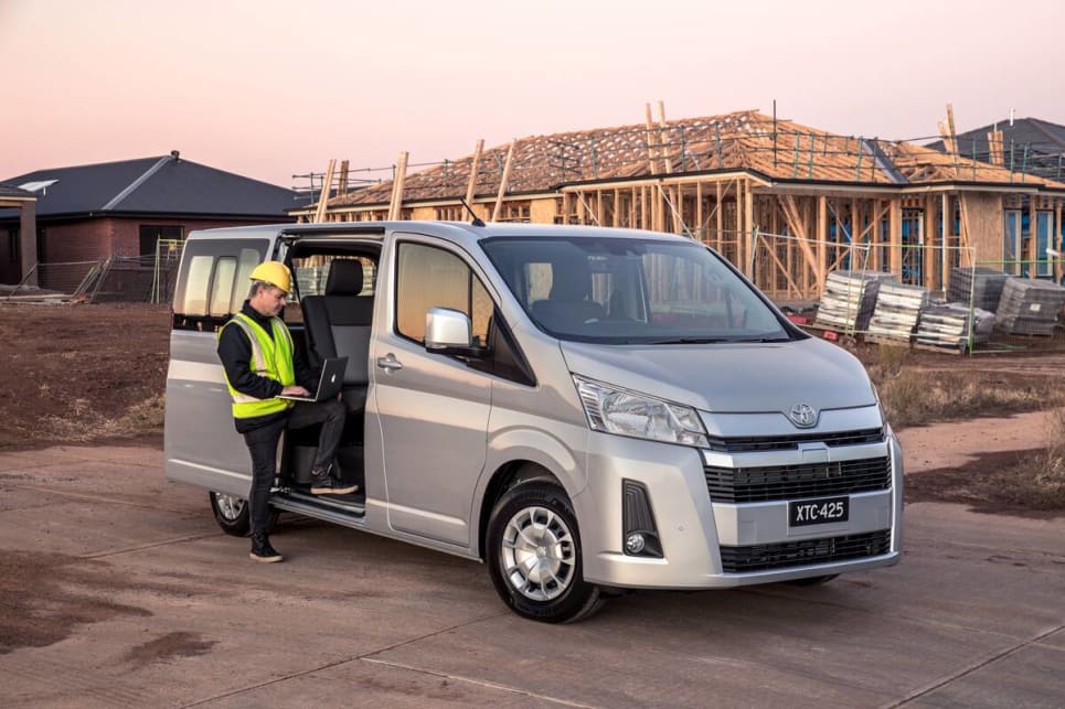 The dimensions are dramatically different, though. No longer is this the sort of van that'll slot into a tight city parking space. (LWB crew pictured)
