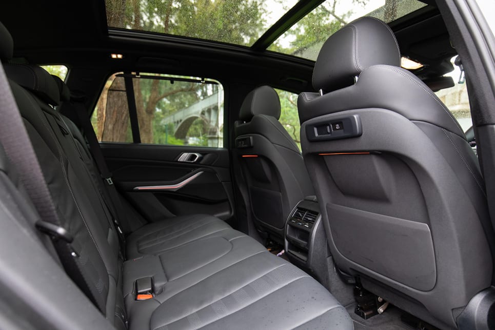 BMW X5 Review, Price, For Sale, Colours, Interior & Specs | CarsGuide
