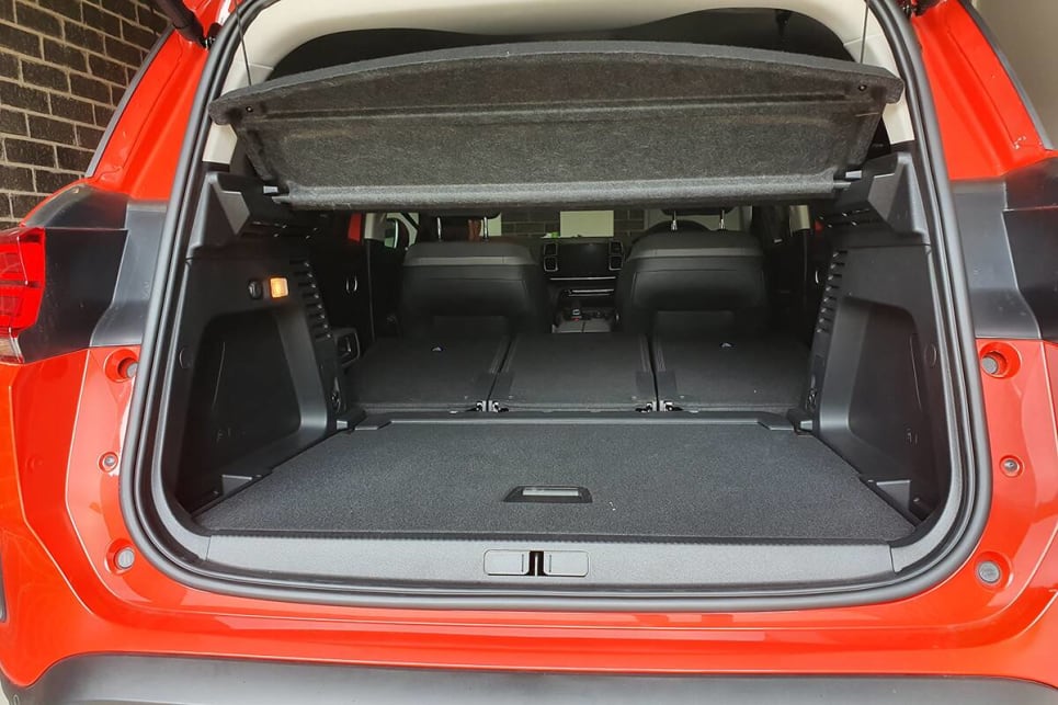The boot can even extend to a 1630L capacity with the rear seats folded down. (image: Tung Nguyen)