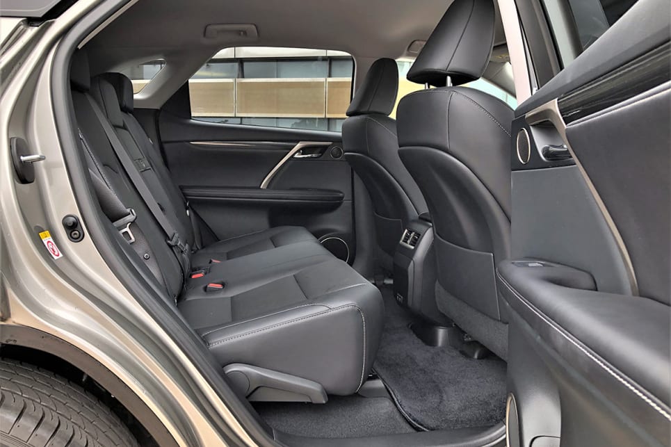 lexus-rx300-review-for-sale-colours-specs-interior-models-carsguide
