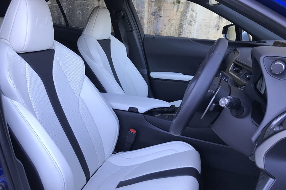2020 Lexus UX | interior 