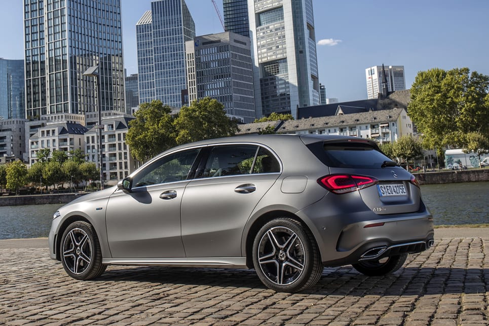 Mercedes a250e 2020 deals