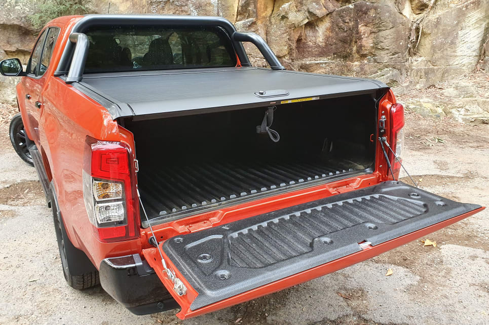 How useful the tub is is defined by the roll top tonneau. 