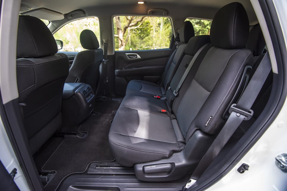 2020 Nissan Pathfinder | Interior