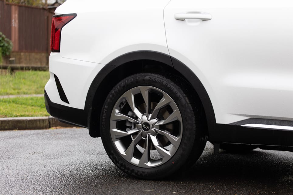The GT-Line which adds 20-inch alloy wheels. (GT-line variant shown)